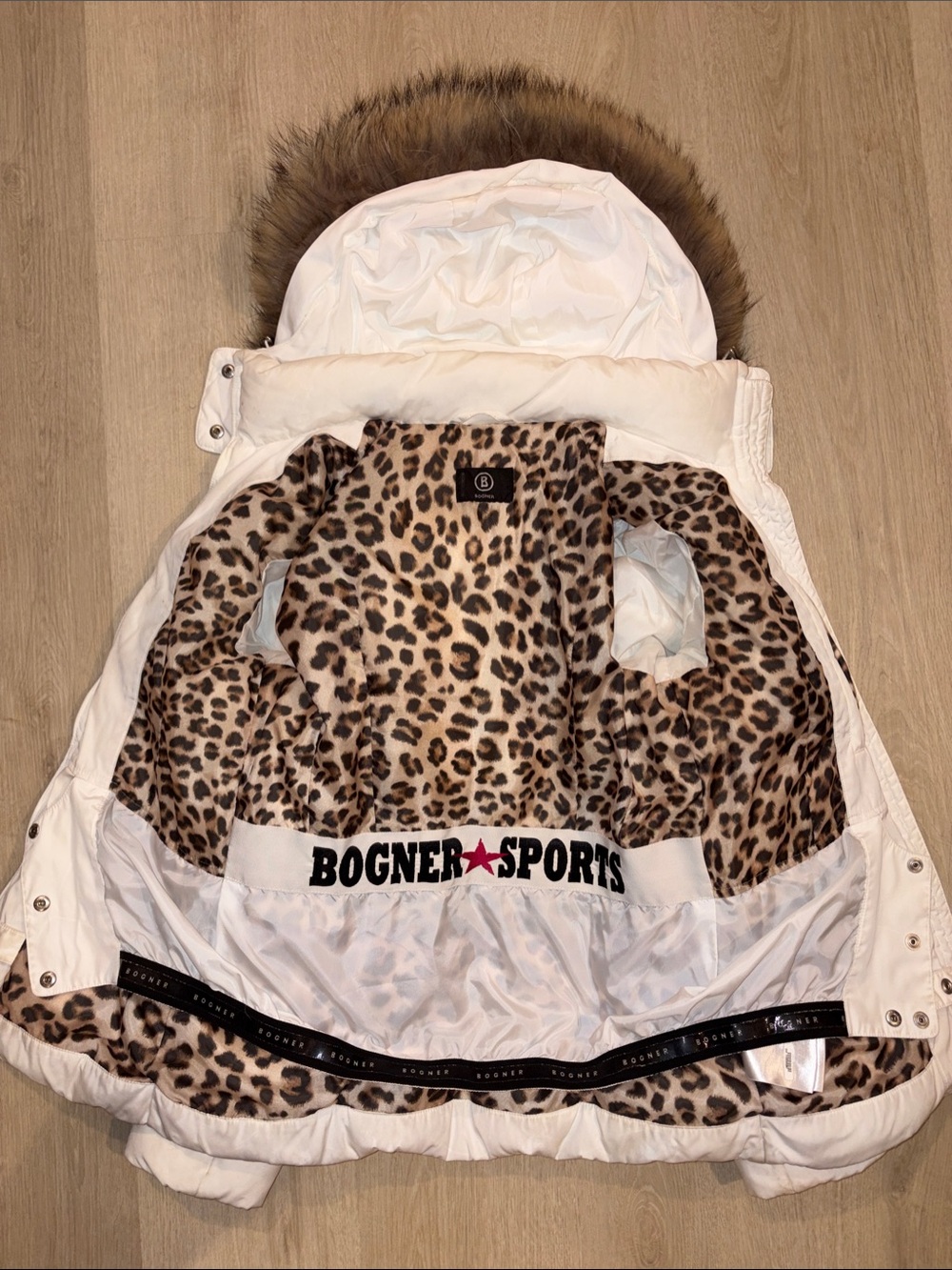 Vintage Bogner Sports Womens White & Leopard Print Ski Coat